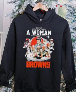 Never Underestimate A Woman Who Understands Football And Loves Cleveland Browns Signatures shirt