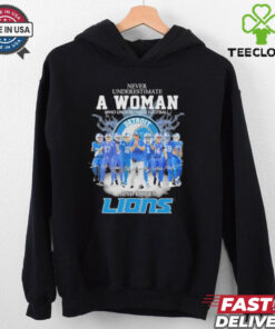 Never Underestimate A Woman Who Understands Football And Loves Detroit Lions 2024 Signatures Shirt
