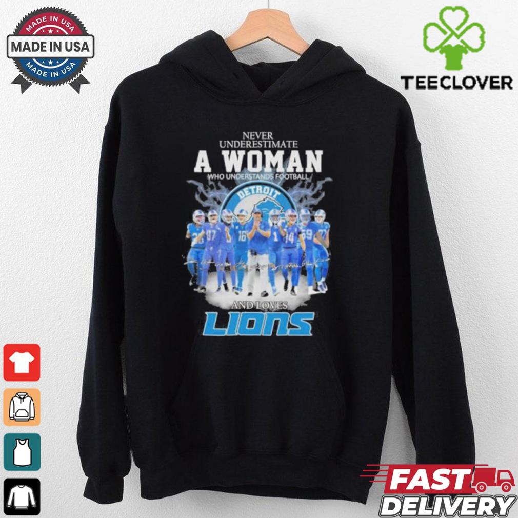 Never Underestimate A Woman Who Understands Football And Loves Detroit Lions 2024 Signatures Shirt Never Underestimate A Woman Who Understands Football And Loves Detroit Lions 2024 Signatures Shirt