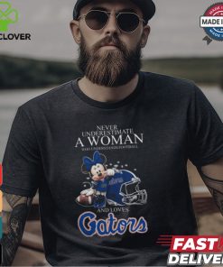 Never Underestimate A Woman Who Understands Football And Loves Florida Gators x Minnie Mouse T Shirt