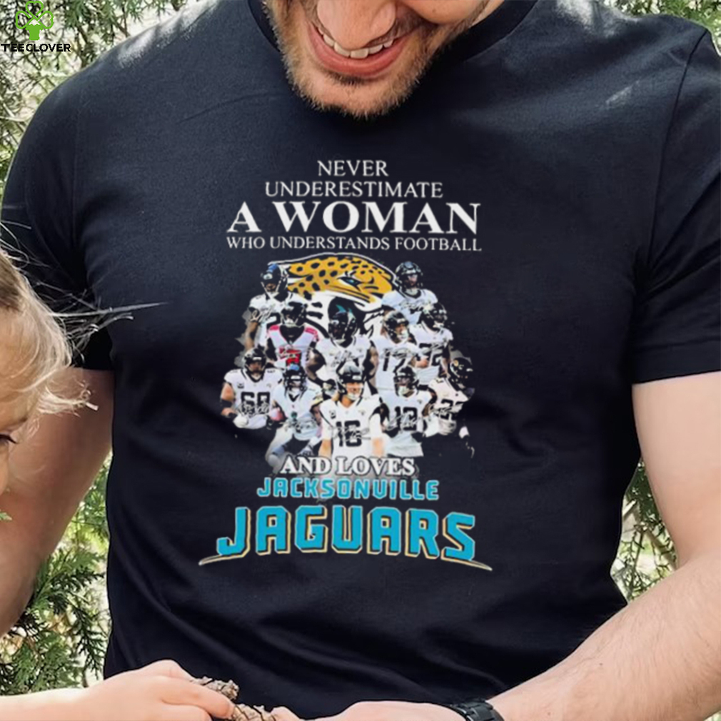 Wonder Woman And Jacksonville Jaguars Tee T-Shirt - Yumtshirt