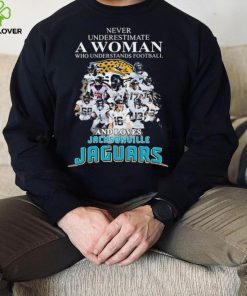 Wonder Woman And Jacksonville Jaguars Tee T-Shirt - Yumtshirt