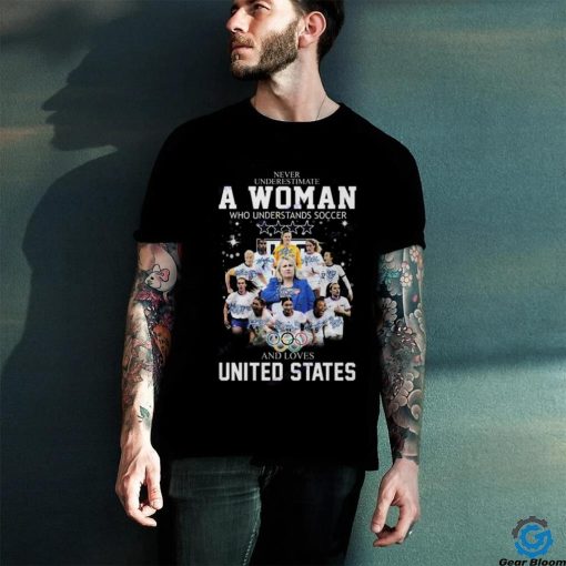 Never Underestimate A Woman Who Understands Soccer And Loves United States Unisex T Shirt