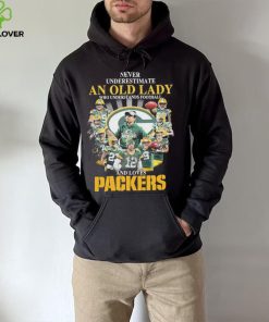 Never Underestimate An Old Lady A Who Understands Football And Loves Packers Shirt