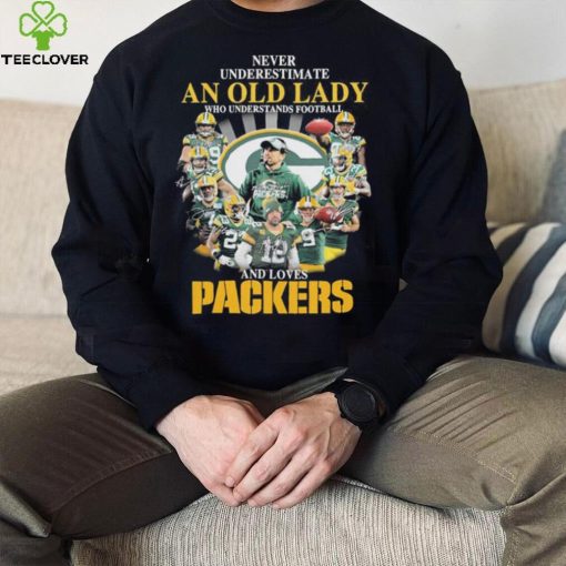 Never Underestimate An Old Lady A Who Understands Football And Loves Packers Shirt