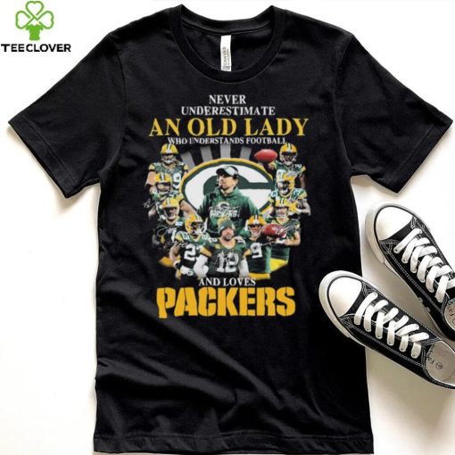 Never Underestimate An Old Lady Who Understands Football And Loves Green Bay Packers Signatures Shirt