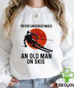 Never Underestimate An Old Man On Skis Classic T Shirt