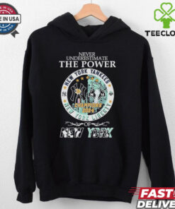 Never Underestimate The Power Of New York Yankees New York Liberty Champions Shirt