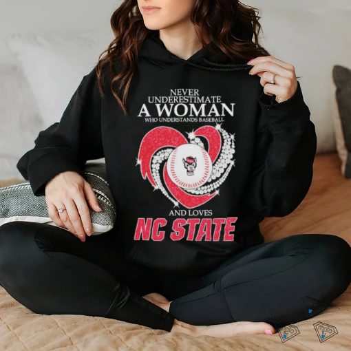 Never underestimate a woman who understand baseball and love NC State Wolfpack diamond 2024 Shirt