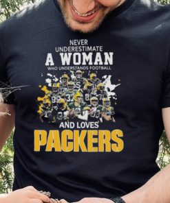 Never underestimate a woman who understands football and loves Green Bay Packers signatures 2022 shirt