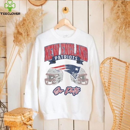 New England Patriots Gameday Couture Passing Time Pullover Shirt