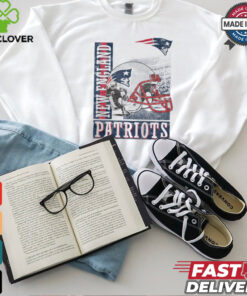 New England Patriots Helmet Dash T Shirt