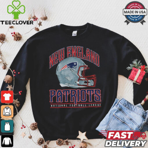 New England Patriots Helmet Garment Dyed Heavyweight T Shirt