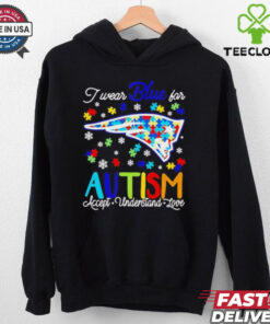 New England Patriots I wear blue for Autism accept understand love T shirt