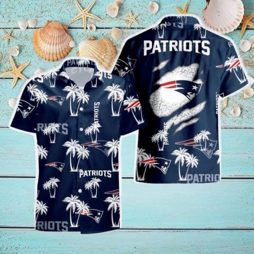 New England Patriots Palm Tree Pattern Hawaiian Shirt For Men And Women Gift Beach Holiday