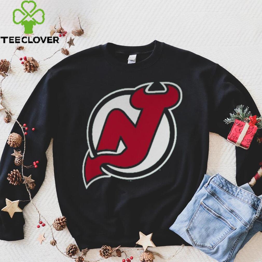 New Jersey Devils Green Reverse Retro Creator T Shirt New Jersey Devils Green Reverse Retro Creator T Shirt
