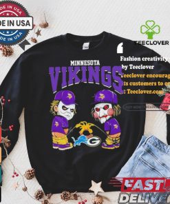 New Minnesota Vikings NFL Halloween Peeing Funny Shirt