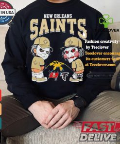 New Orleans Saints NFL Halloween Peeing Funny Shirt
