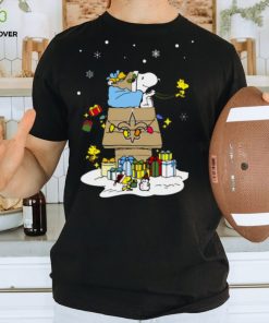 New Orleans Saints Santa Snoopy Wish You A Merry Christmas Shirt