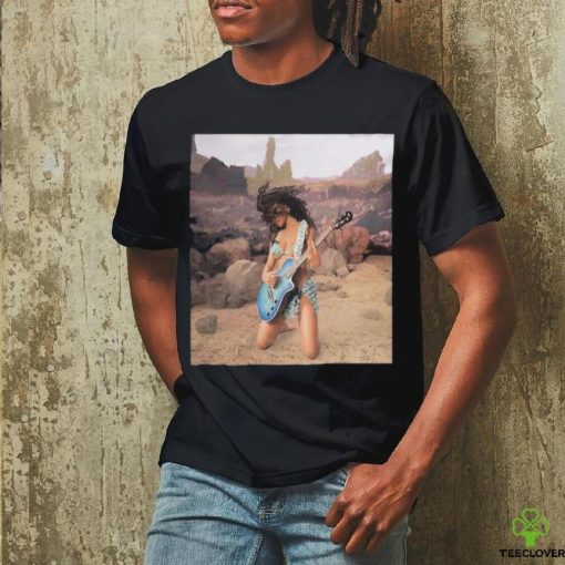 New Single In Your Hands Of Halle Bailey Reveals The Cover Shirt