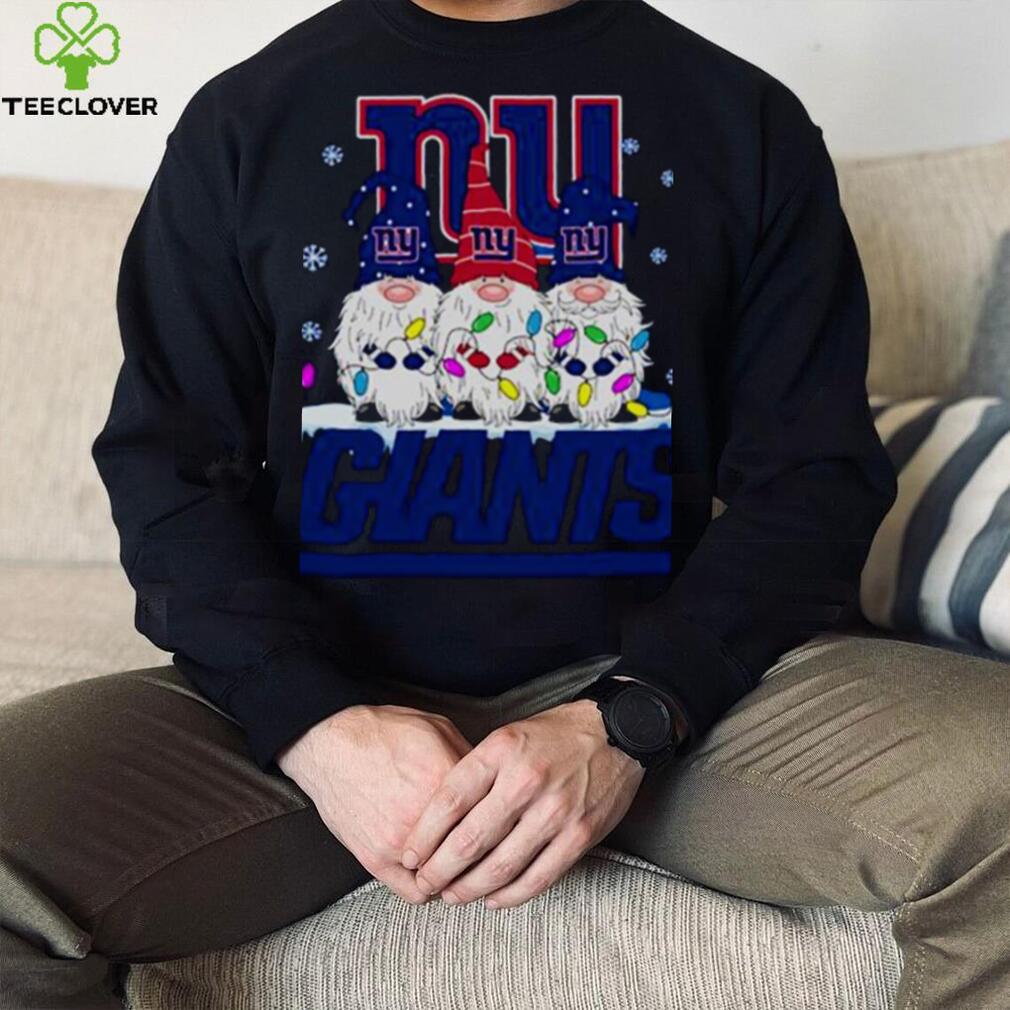 Gnomies New York Giants Christmas T-Shirt - TeeNavi