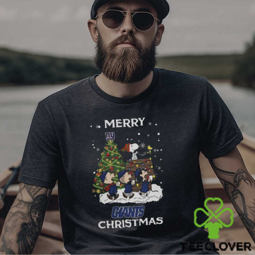 New York Giants Snoopy Family Christmas Shirt New York Giants Snoopy Family Christmas Shirt