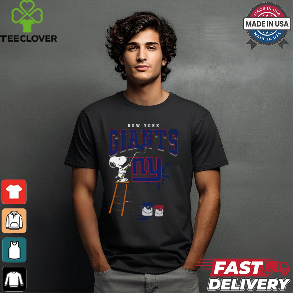 New York Giants Snoopy Painting Shirt New York Giants Snoopy Painting Shirt
