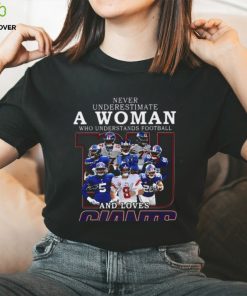 New York Giants Team Never Underestimate A Woman Who Understands Football T Shirt