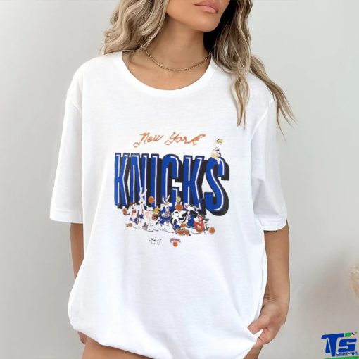 New York Knicks Looney Tunes All Character Graphic T Shirt