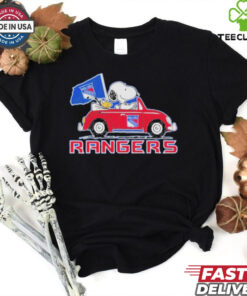 New York Rangers Snoopy And Woodstock Driving Car Flag Shirt 3 New York Rangers Snoopy And Woodstock Driving Car Flag Shirt