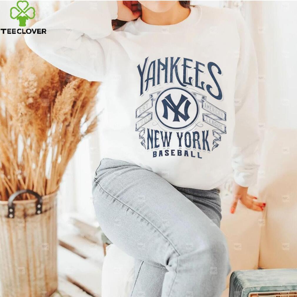 New York Yankees Darius Rucker Collection By Fanatics Distressed Rock T Shirt New York Yankees Darius Rucker Collection By Fanatics Distressed Rock T Shirt