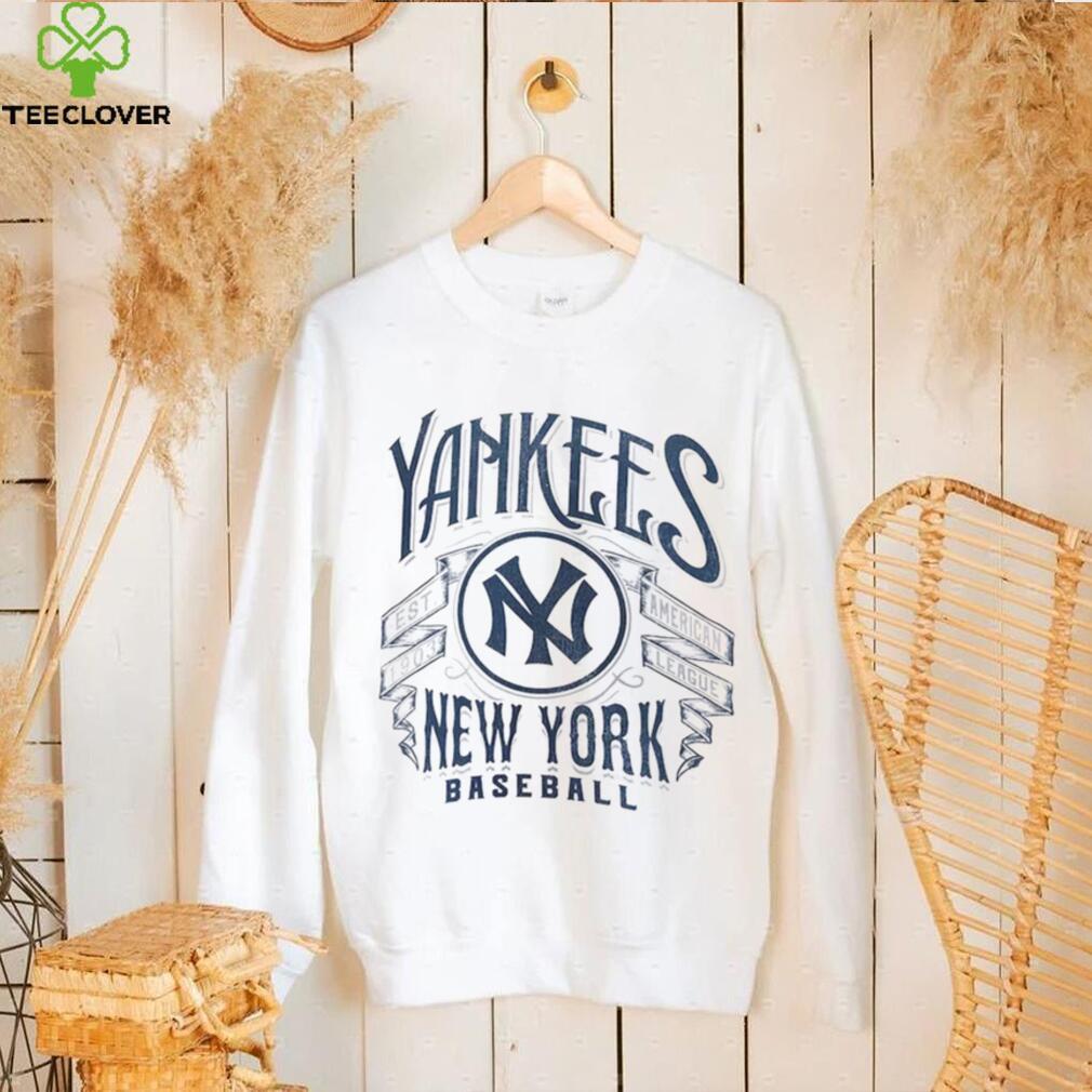 New York Yankees Darius Rucker Collection By Fanatics Distressed Rock T Shirt New York Yankees Darius Rucker Collection By Fanatics Distressed Rock T Shirt