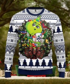 New York Yankees Grinch Hug Christmas Ugly Sweater