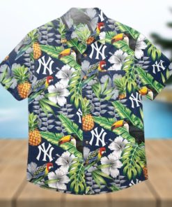 New York Yankees MLB Floral Button Up Shirt