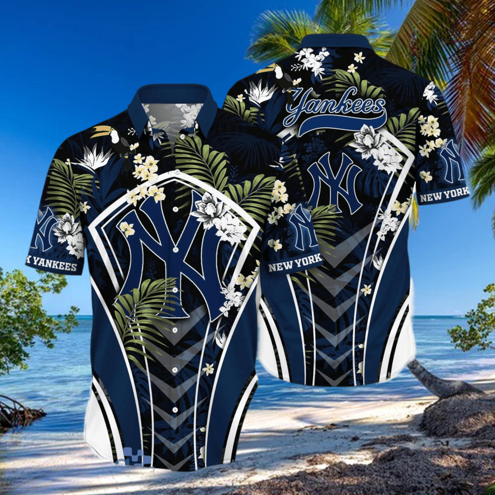 New York Yankees MLB Flower Hawaiian Shirt Special Gift For Men Women Fans New York Yankees MLB Flower Hawaiian Shirt Special Gift For Men Women Fans