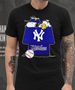 New York Yankees Snoopy And Woodstock The Peanuts Baseball hoodie, sweater, longsleeve, shirt v-neck, t-shirt