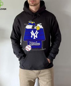 New York Yankees Snoopy And Woodstock The Peanuts Baseball hoodie, sweater, longsleeve, shirt v-neck, t-shirt