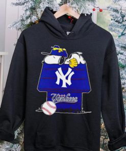 New York Yankees Snoopy And Woodstock The Peanuts Baseball hoodie, sweater, longsleeve, shirt v-neck, t-shirt