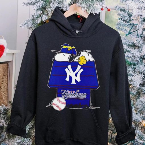 New York Yankees Snoopy And Woodstock The Peanuts Baseball hoodie, sweater, longsleeve, shirt v-neck, t-shirt