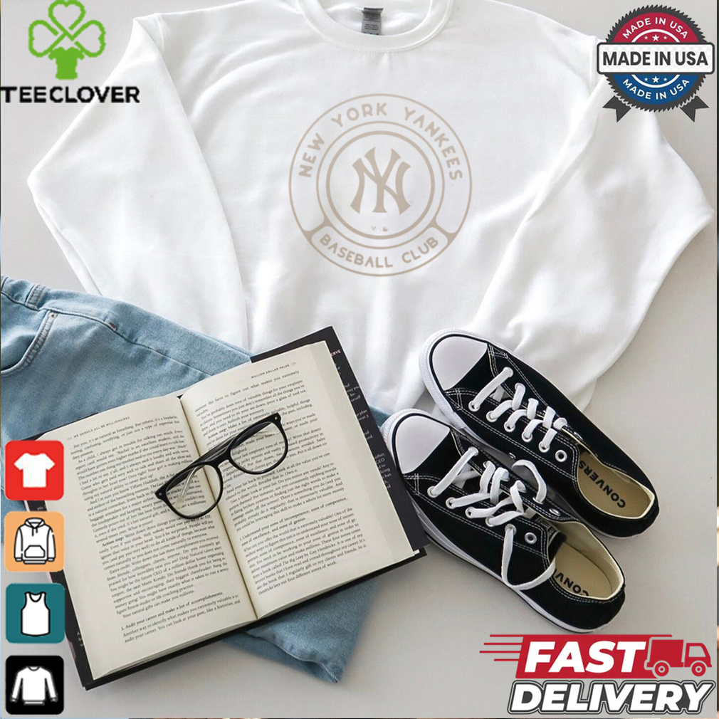 New York Yankees Uphill Chenille T Shirt New York Yankees Uphill Chenille T Shirt