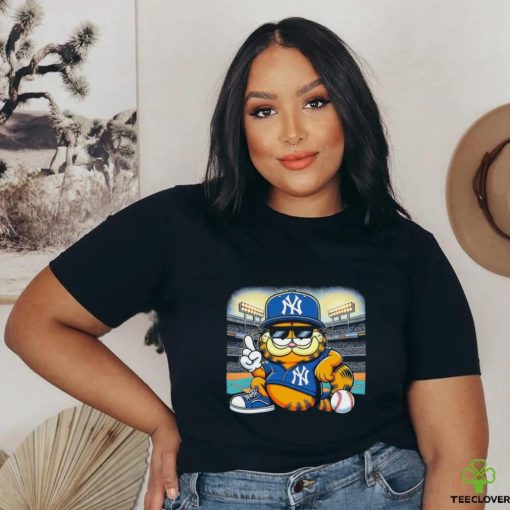 New York Yankees baseball Garfield cartoon shirt