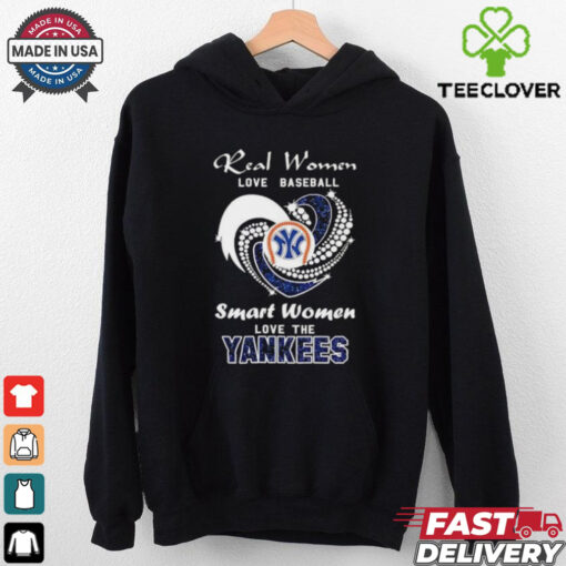 New York Yankees real women love baseball smart women love the Yankees diamond heart shirt