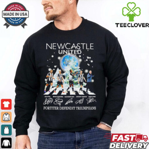 Newcastle United all team abbey road Merry Christmas signature shirt