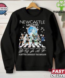 Newcastle United all team abbey road Merry Christmas signature shirt