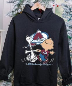 Nhl Colorado Avalanche Charlie Brown Snoopy Colorado Avalanche hoodie, sweater, longsleeve, shirt v-neck, t-shirt