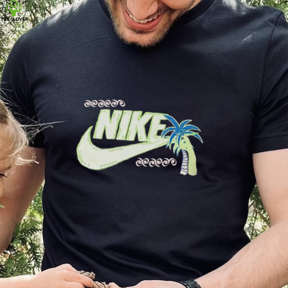 Nike Men’s Beach Party T Shirt Nike Men’s Beach Party T Shirt