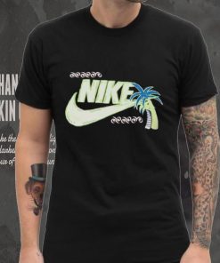 Nike Men's Beach Party T Shirt 6 Nike Men's Beach Party T Shirt