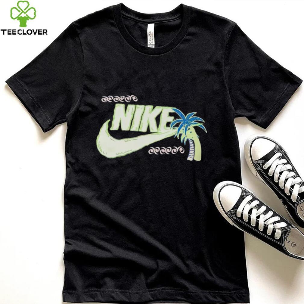 Nike Men’s Beach Party T Shirt Nike Men’s Beach Party T Shirt