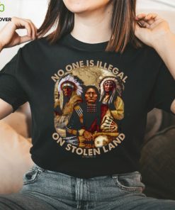 No One Is Ellage Tshirt