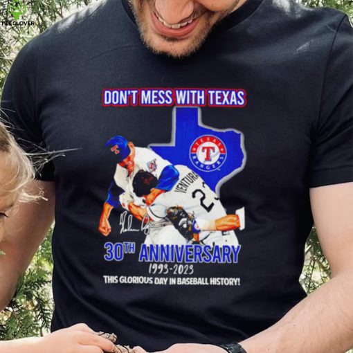 Nolan Ryan vs Robin Ventura don’t mess with Texas 30th anniversary 1993 2023 this glorious day in baseball history funny hoodie, sweater, longsleeve, shirt v-neck, t-shirt